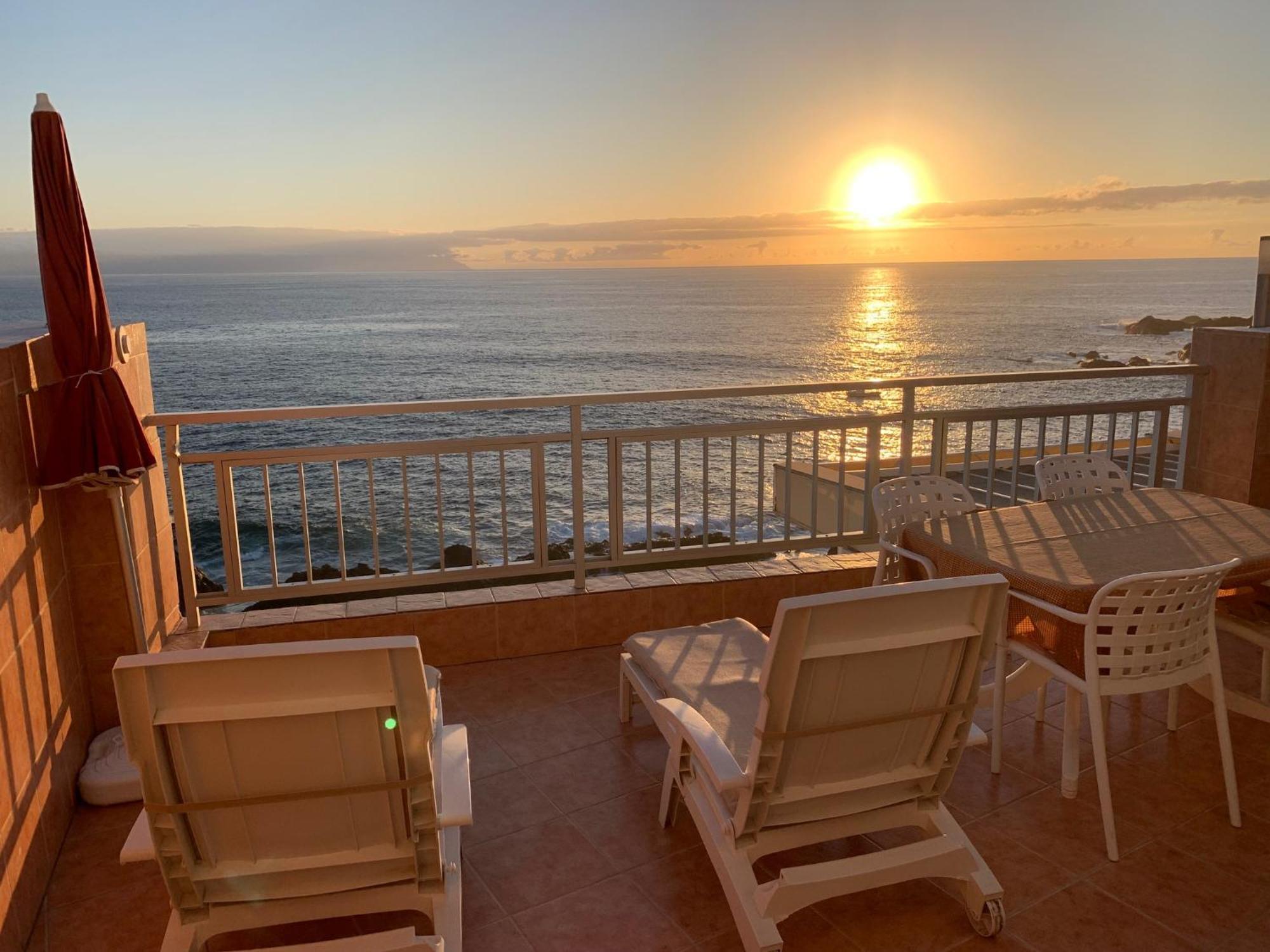 Vivienda Vacacional Con Vistas A La Gomera Y La Palma Puerto de Santiago  Exterior foto